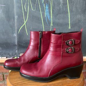 Dansko Bibi Ankle Bootie Boots Burgundy Low Heel Size 8 Size 39 Narrow Fit